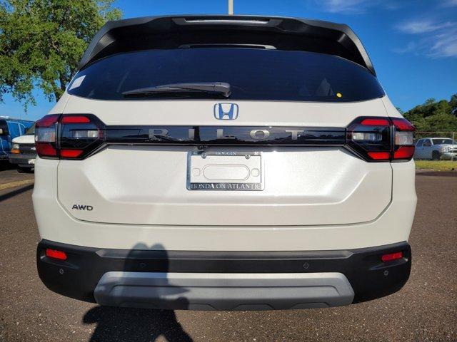 new 2025 Honda Pilot car, priced at $45,322