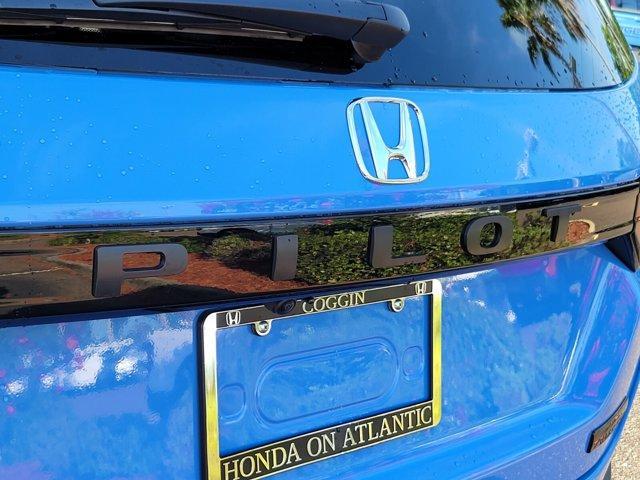 new 2025 Honda Pilot car, priced at $48,215