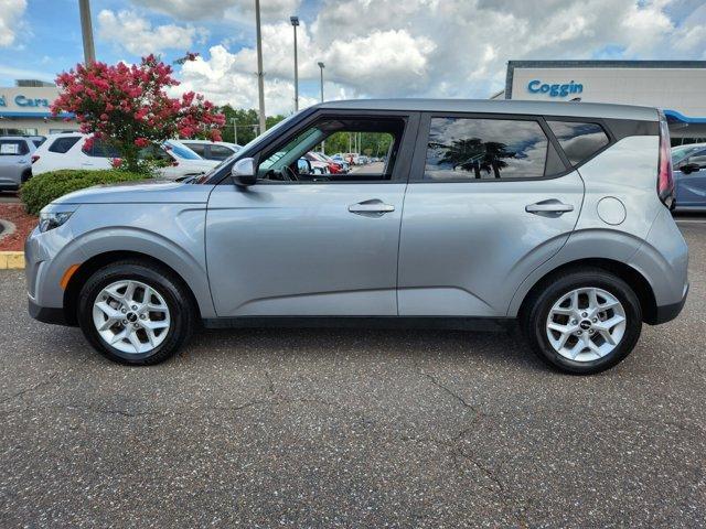 used 2023 Kia Soul car, priced at $15,991