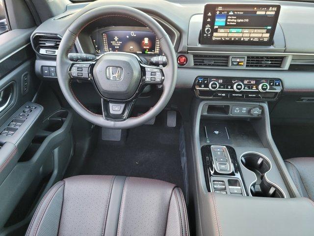 new 2025 Honda Pilot car, priced at $51,982