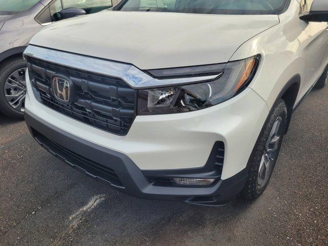 new 2025 Honda Ridgeline car, priced at $45,825