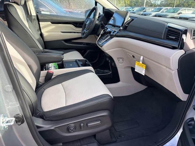 new 2026 Honda Odyssey car, priced at $50,702