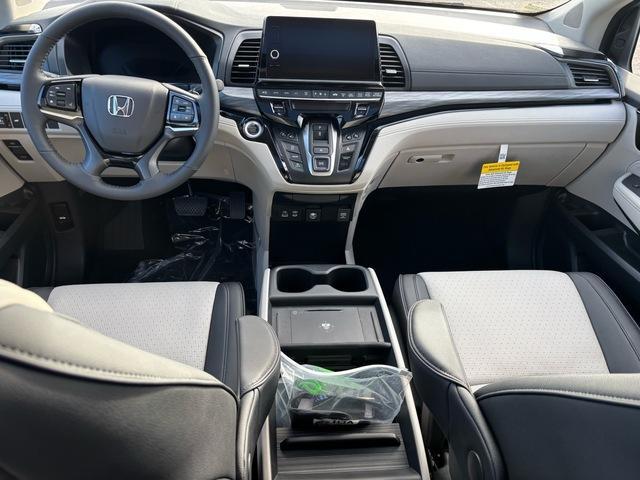 new 2026 Honda Odyssey car, priced at $50,702