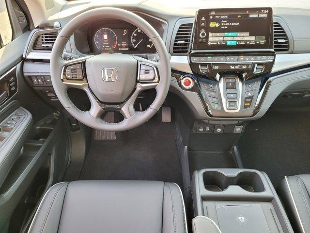new 2025 Honda Odyssey car, priced at $45,175