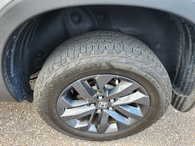 used 2023 Honda Ridgeline car, priced at $29,000