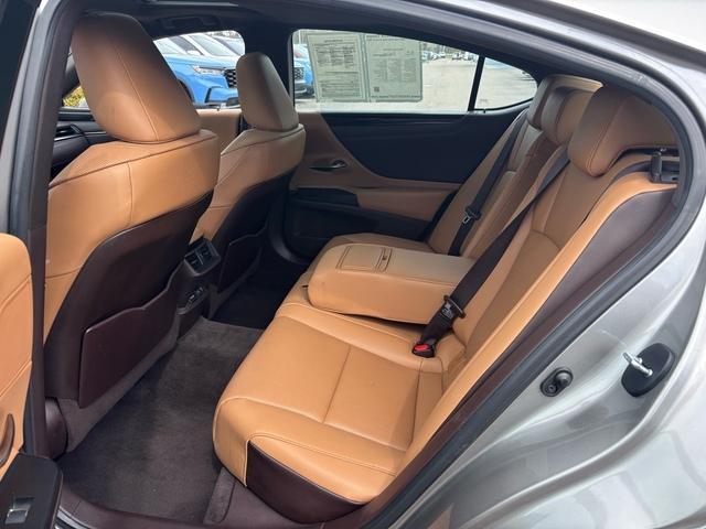 used 2021 Lexus ES 350 car, priced at $28,000