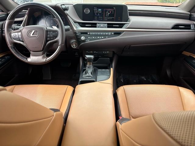 used 2021 Lexus ES 350 car, priced at $28,000