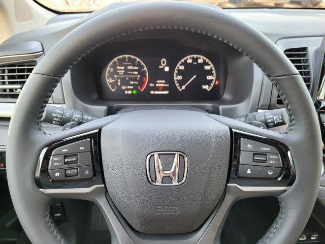 new 2025 Honda Odyssey car, priced at $41,053