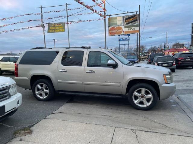used 2007 Chevrolet Suburban car, priced at $6,995