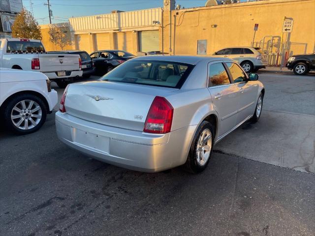 used 2006 Chrysler 300 car, priced at $3,995