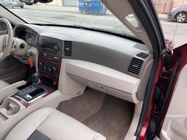 used 2007 Jeep Grand Cherokee car, priced at $7,995