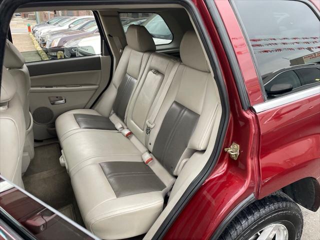 used 2007 Jeep Grand Cherokee car, priced at $7,995