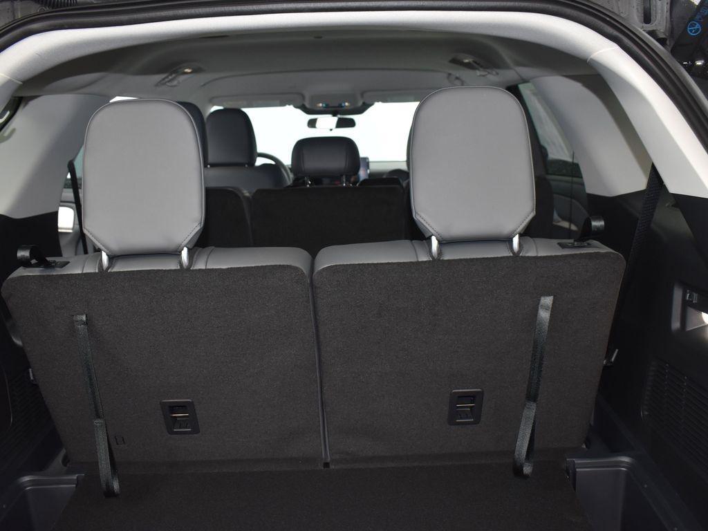 new 2025 Ford Explorer car, priced at $45,688