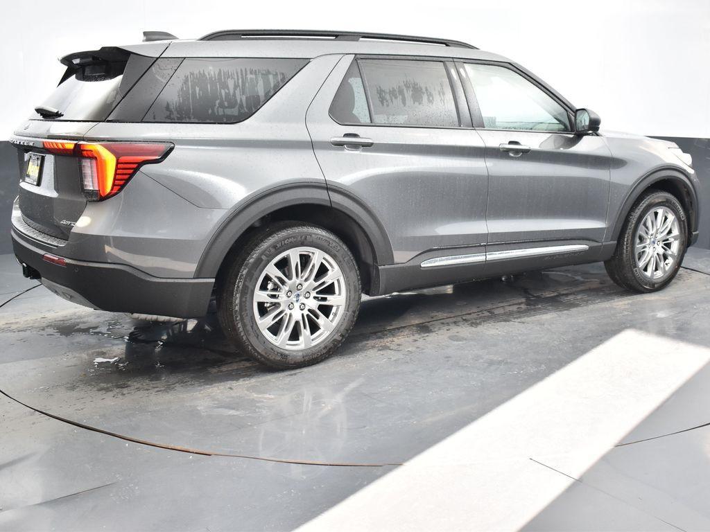 new 2025 Ford Explorer car, priced at $45,688