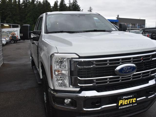 new 2025 Ford F-250 car, priced at $67,870
