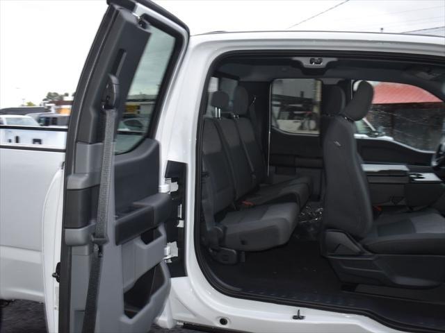 new 2025 Ford F-250 car, priced at $67,870