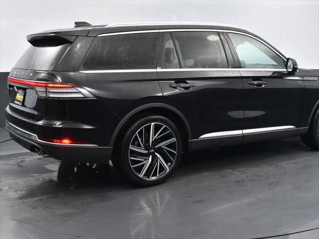 new 2025 Lincoln Aviator car, priced at $828,000