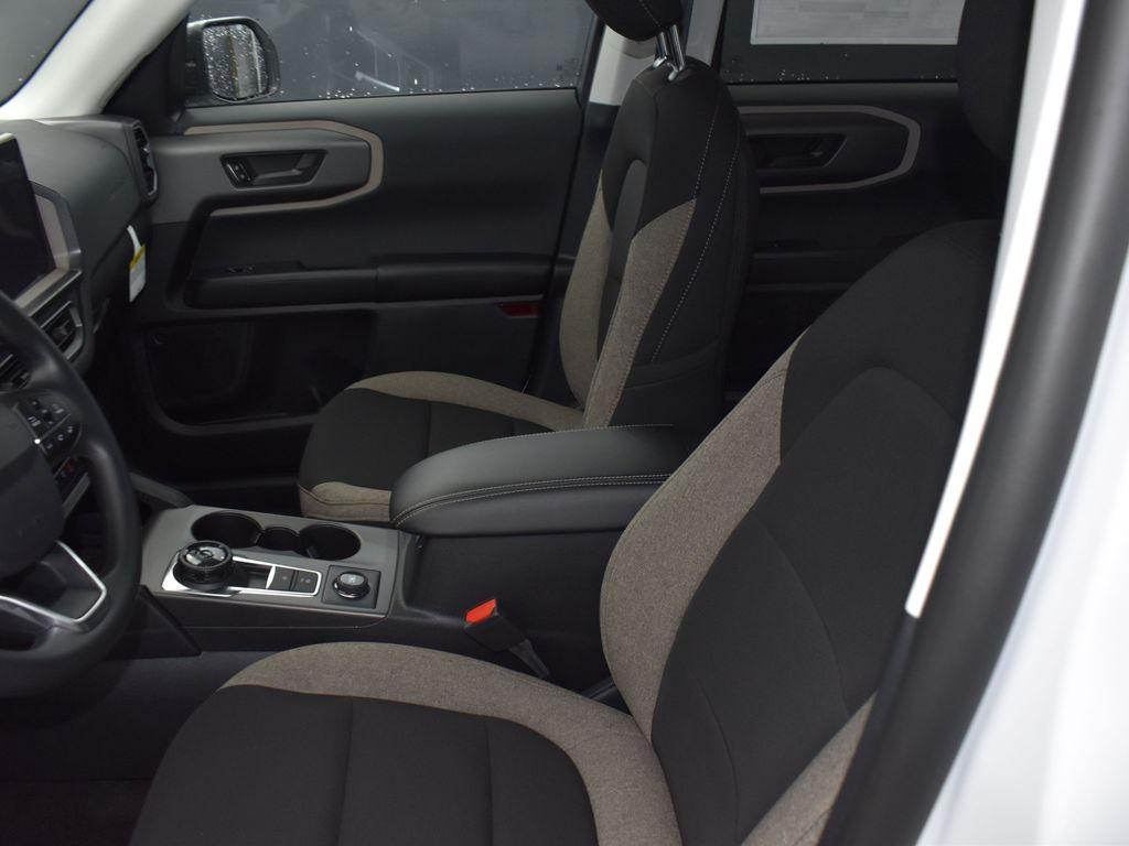 new 2025 Ford Bronco Sport car, priced at $32,440