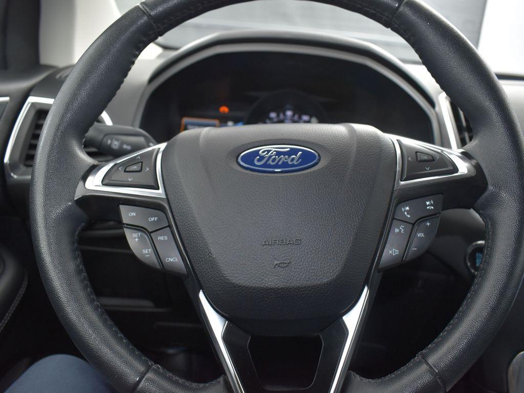 used 2024 Ford Edge car, priced at $26,109