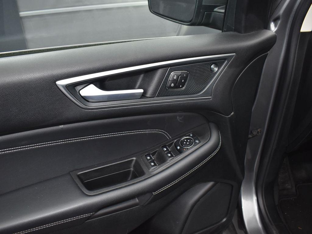 used 2024 Ford Edge car, priced at $26,109