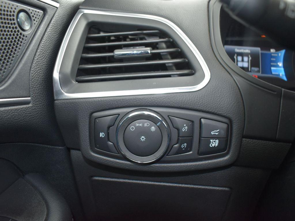 used 2024 Ford Edge car, priced at $26,109