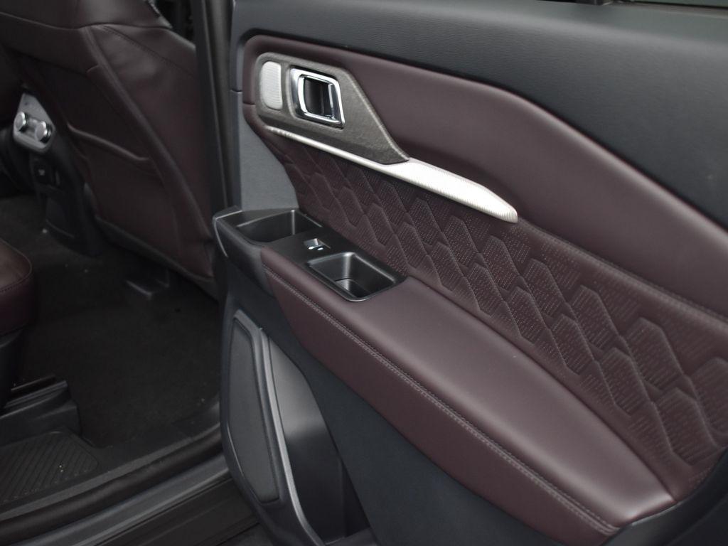 new 2025 Ford Explorer car, priced at $60,300