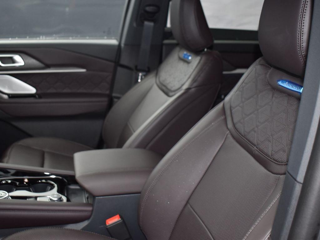 new 2025 Ford Explorer car, priced at $60,300