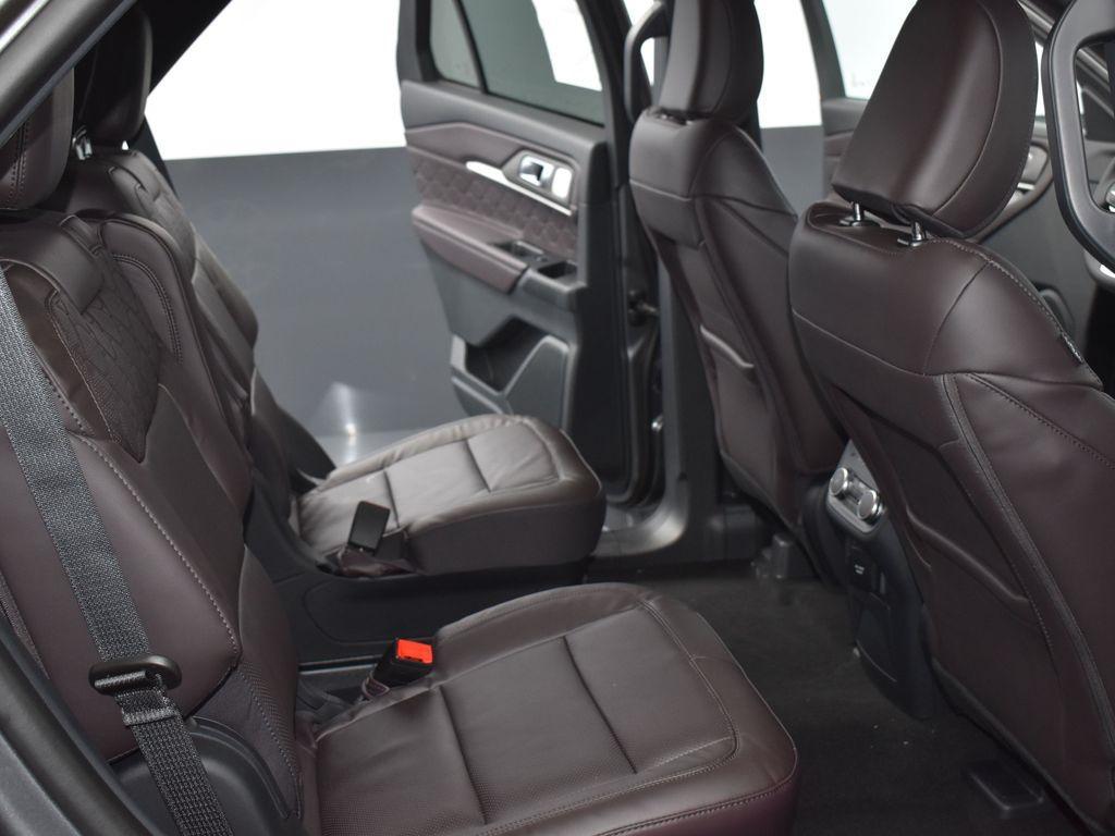 new 2025 Ford Explorer car, priced at $60,300
