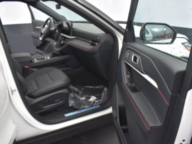 new 2025 Ford Explorer car, priced at $49,995