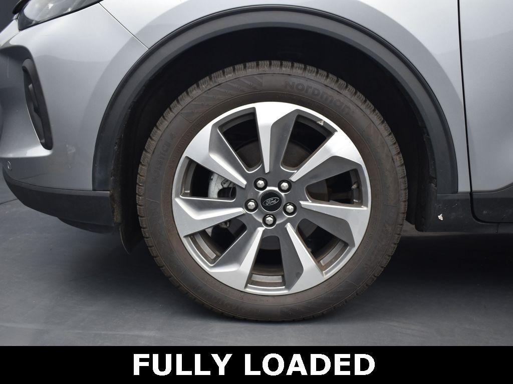 used 2024 Ford Escape car, priced at $25,996