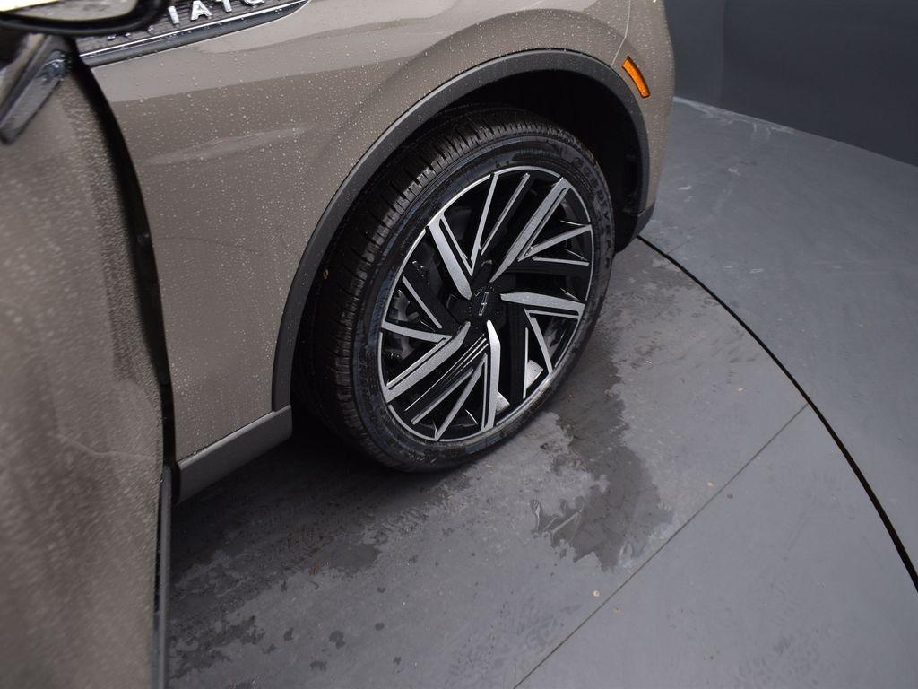 new 2025 Lincoln Aviator car, priced at $71,995