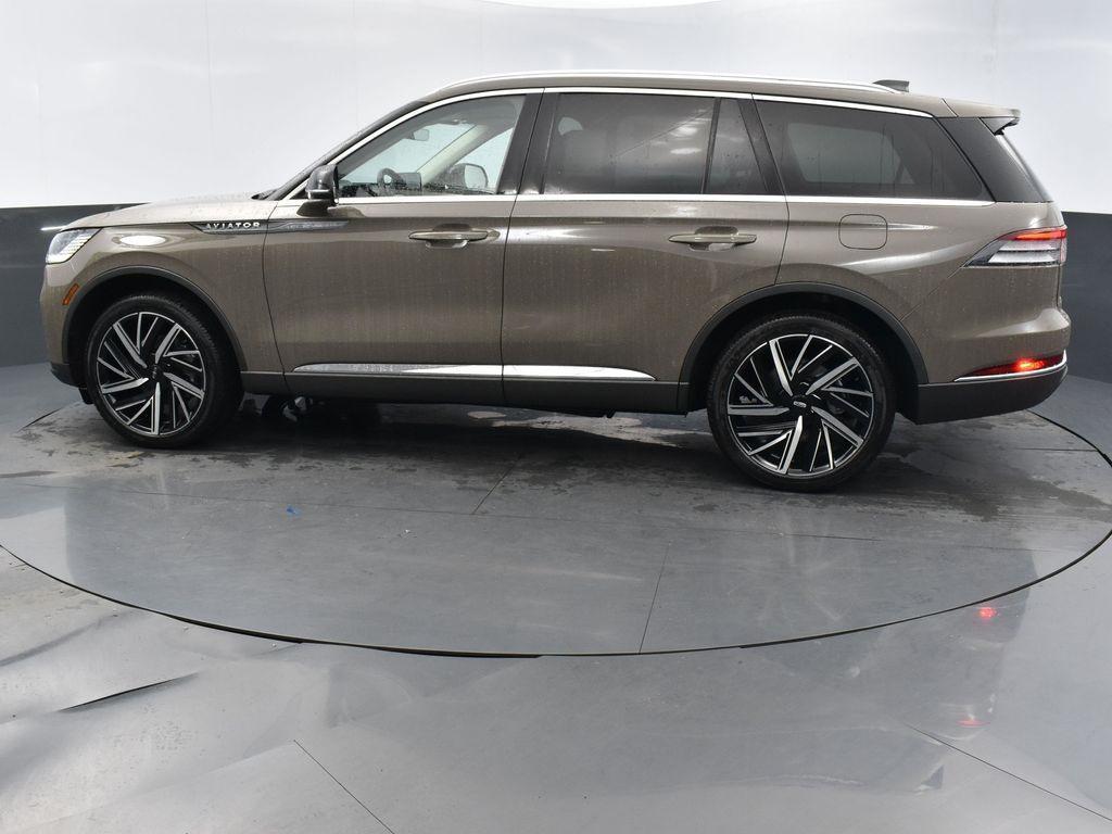 new 2025 Lincoln Aviator car, priced at $71,995