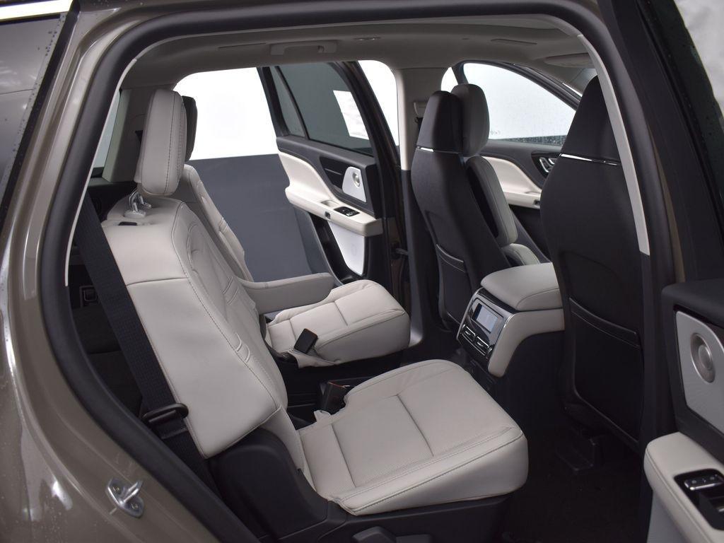 new 2025 Lincoln Aviator car, priced at $71,995