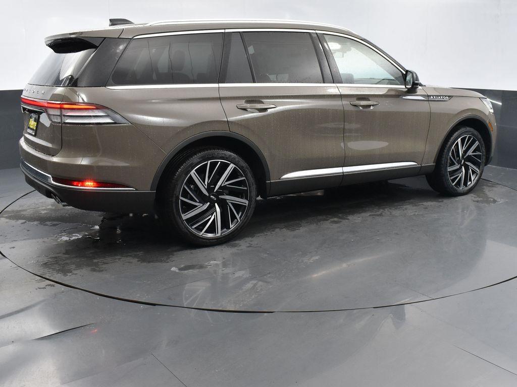 new 2025 Lincoln Aviator car, priced at $71,995