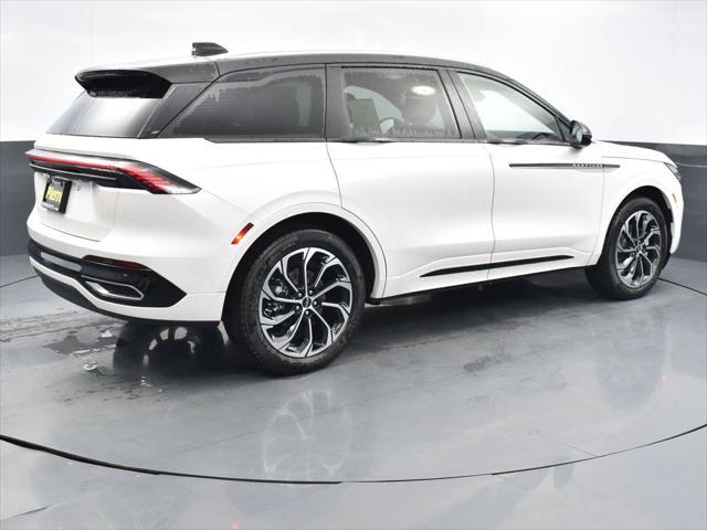 new 2025 Lincoln Nautilus car, priced at $58,540