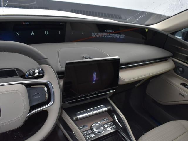 new 2025 Lincoln Nautilus car, priced at $58,540