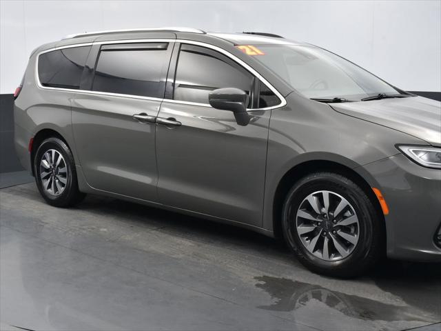 used 2021 Chrysler Pacifica car, priced at $21,584