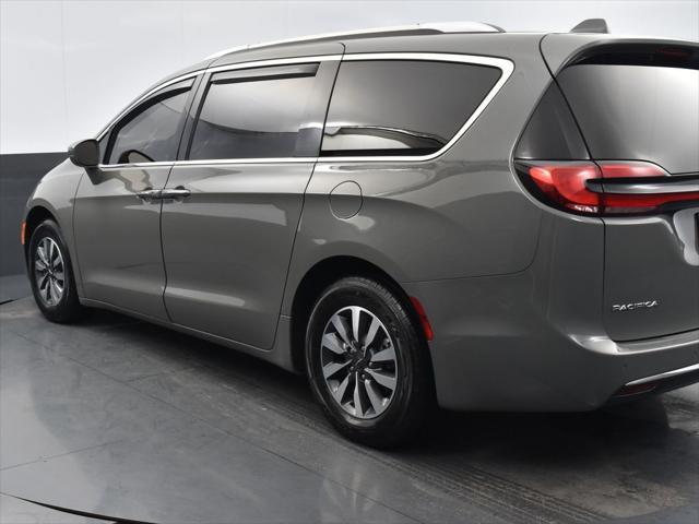 used 2021 Chrysler Pacifica car, priced at $21,584