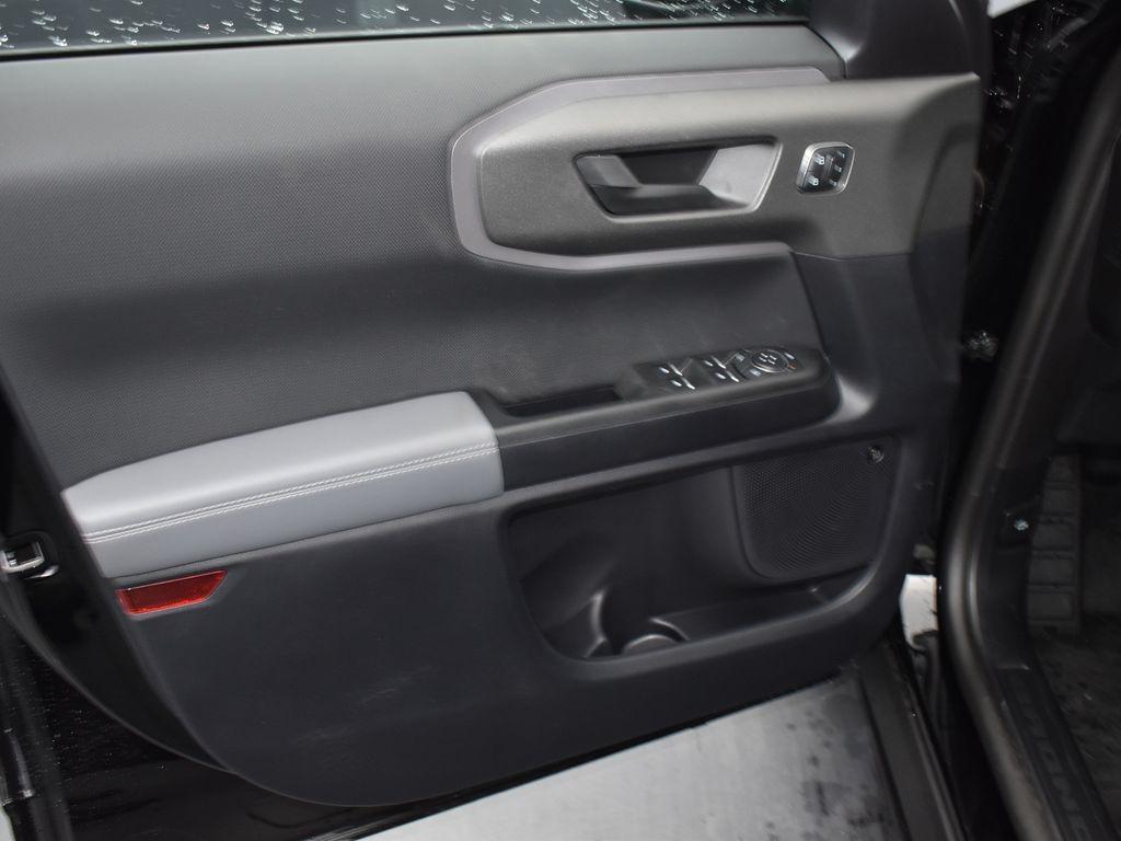 new 2025 Ford Bronco Sport car, priced at $41,589