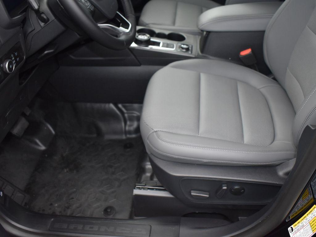 new 2025 Ford Bronco Sport car, priced at $41,589