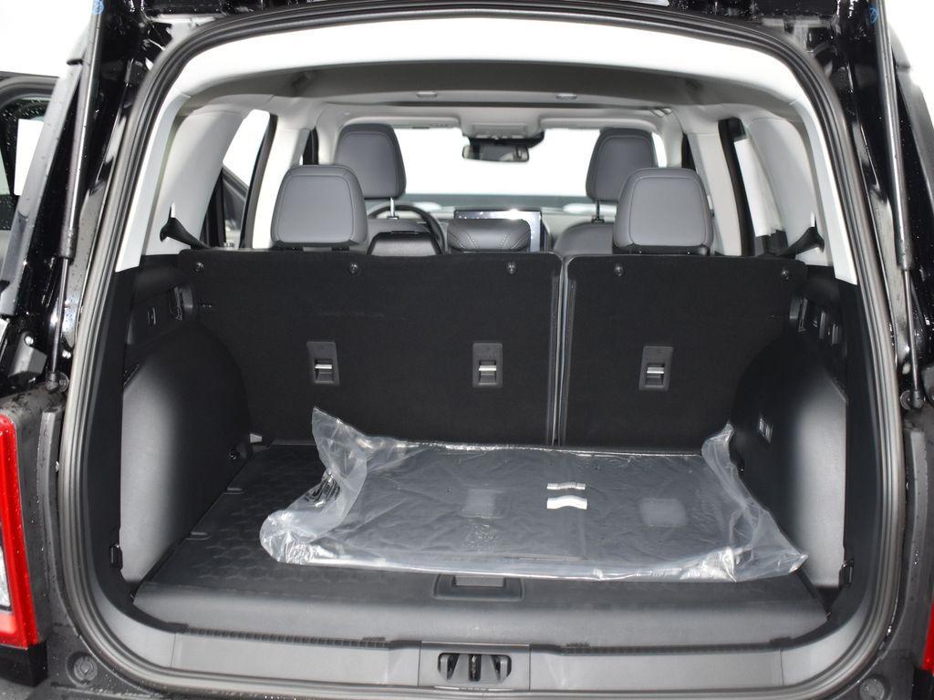 new 2025 Ford Bronco Sport car, priced at $41,589