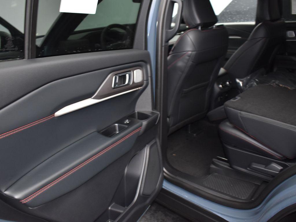 new 2025 Ford Explorer car, priced at $58,588