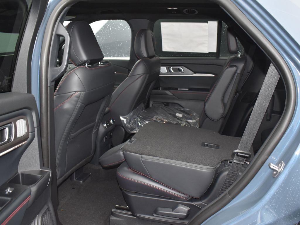 new 2025 Ford Explorer car, priced at $58,588
