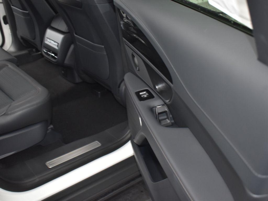 new 2026 Lincoln Nautilus car, priced at $69,025