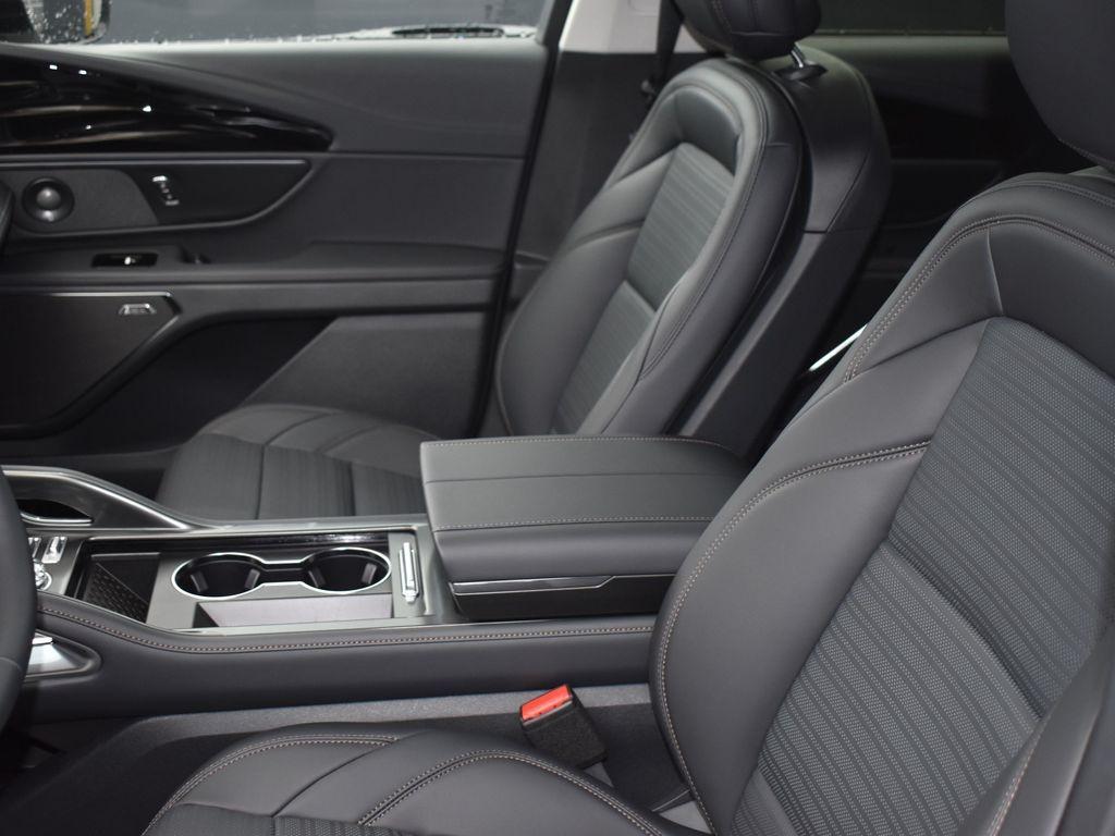 new 2026 Lincoln Nautilus car, priced at $69,025