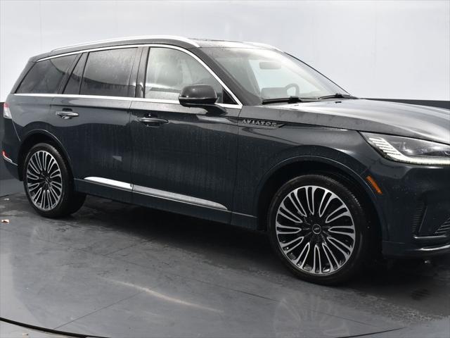 new 2025 Lincoln Aviator car, priced at $86,555