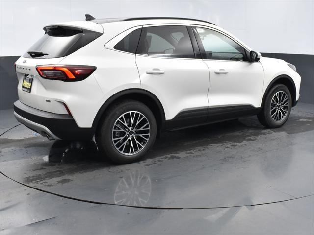 new 2025 Ford Escape PHEV car, priced at $40,515