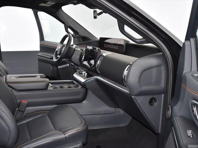 new 2025 Ford Expedition car, priced at $83,720