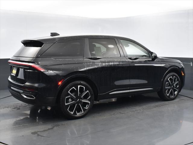 new 2024 Lincoln Nautilus car, priced at $61,555