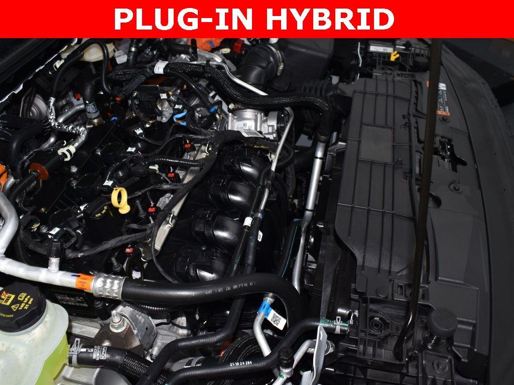 new 2025 Ford Escape PHEV car, priced at $33,388